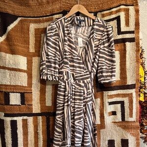 SALE 🦃 NWT Banana Republic Wrap dress